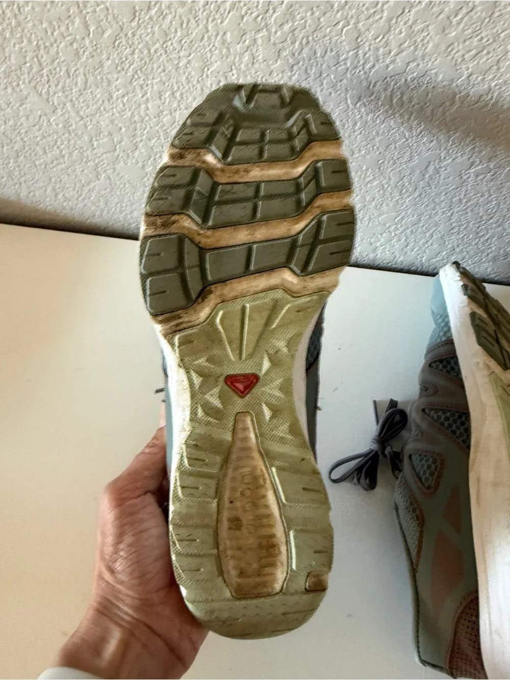 Salomon Women's Light Blue and Taupe water hiking shoes